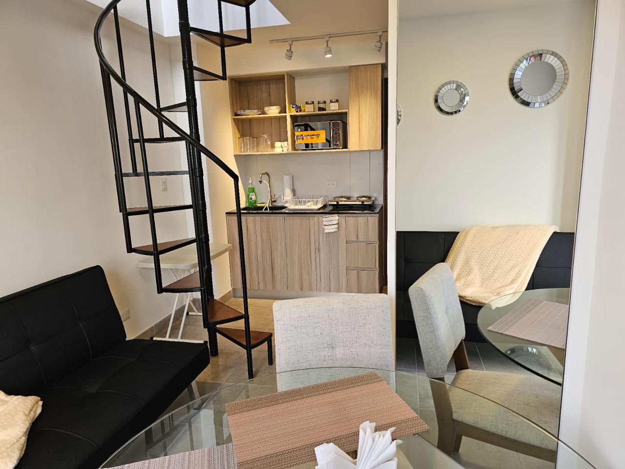 whatsapp image 2025 10 14 at 6.02.59 pm (3)